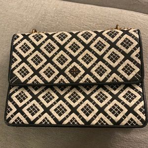 Beautiful Tory Burch cross body bag